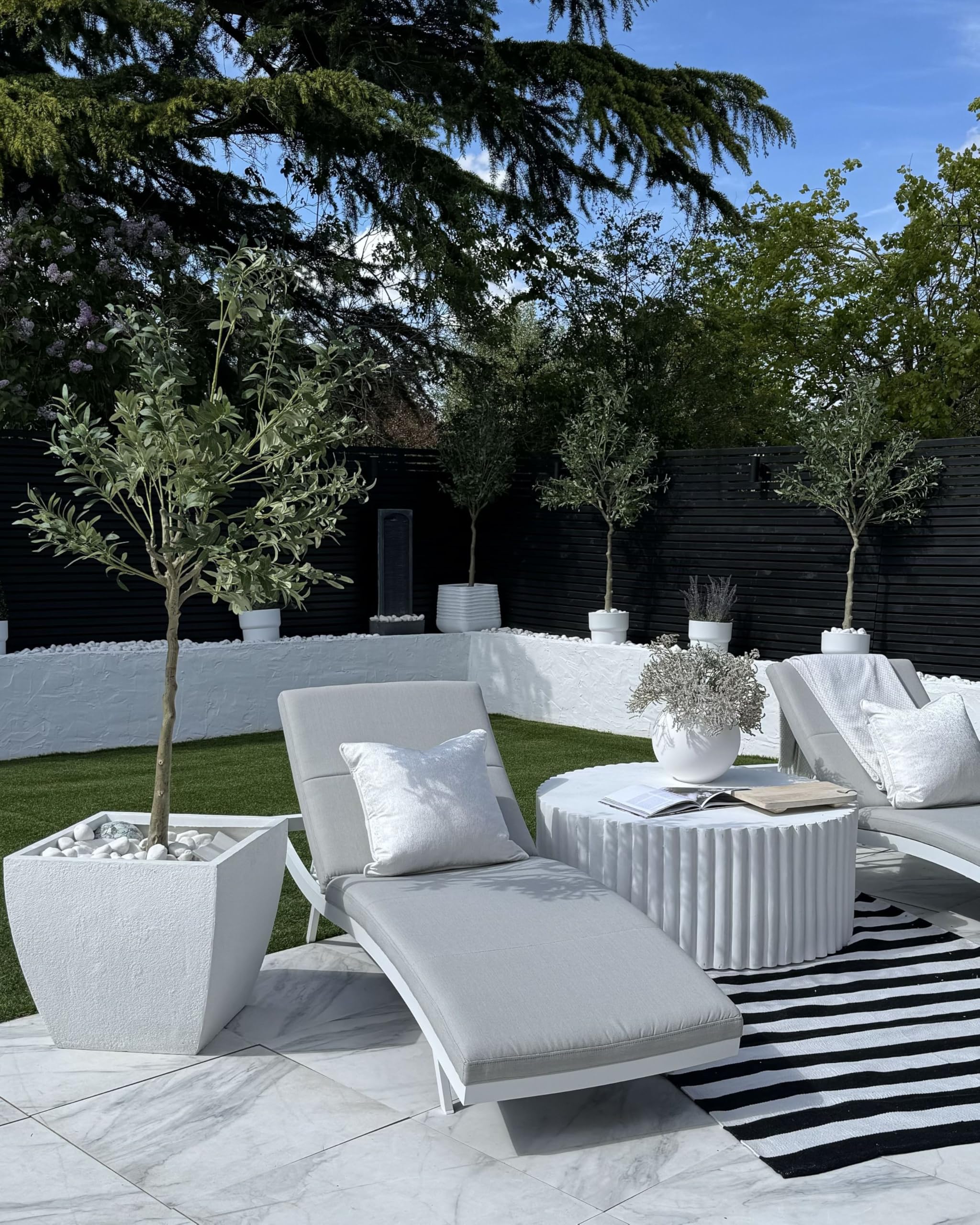 beliani-tavas-outdoor-teppich-streifen-schwarz-wei-140x200 image 5