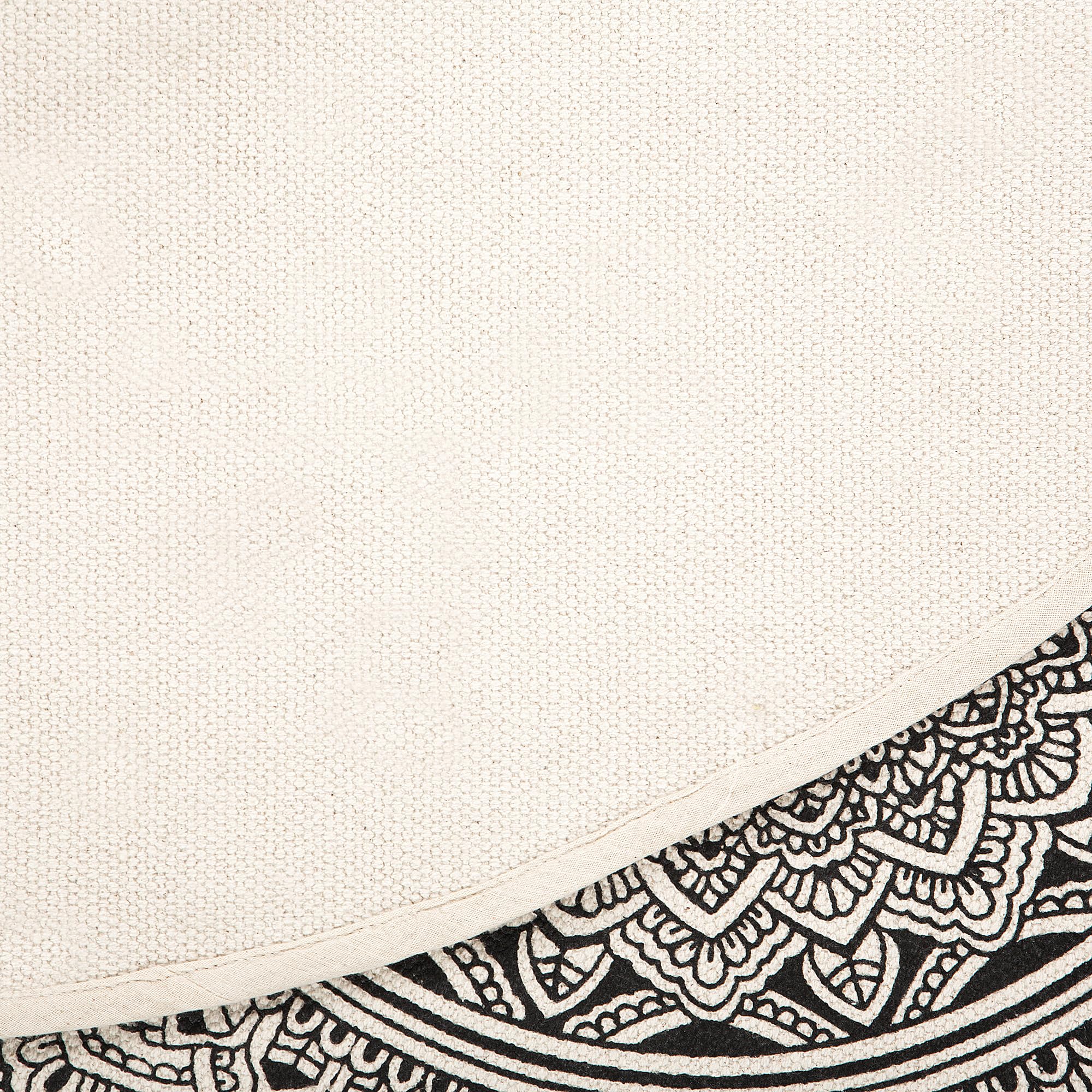 beliani-hizan-teppich-rund-120-cm-schwarz-baumwolle image 6