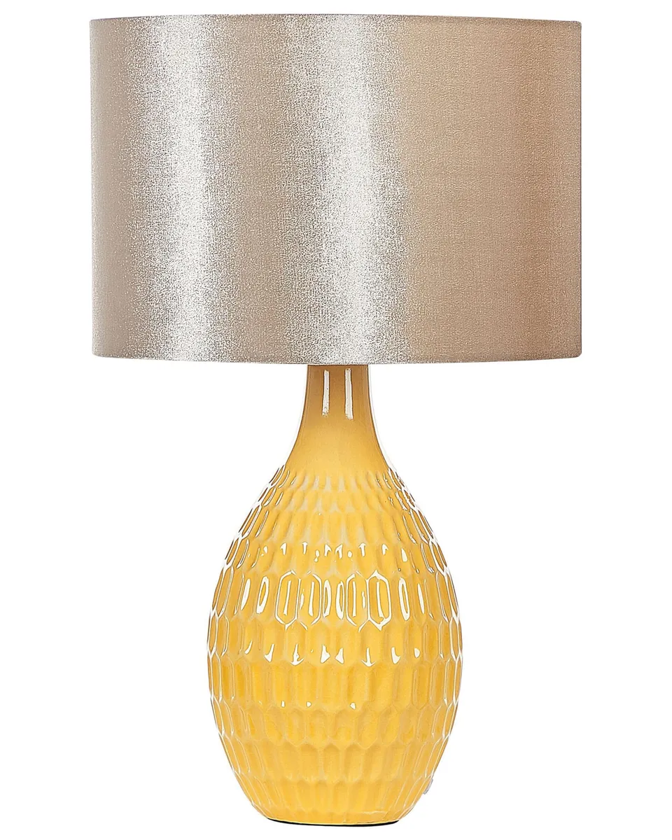 beliani-haddas-tischlampe-keramik-gelb-54-cm-mit-samtschirm image 1
