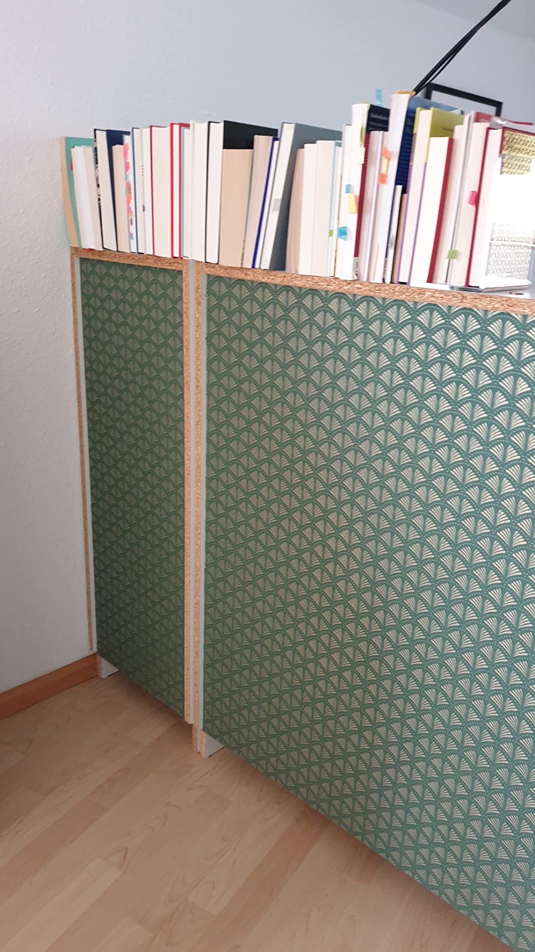Unauffällig