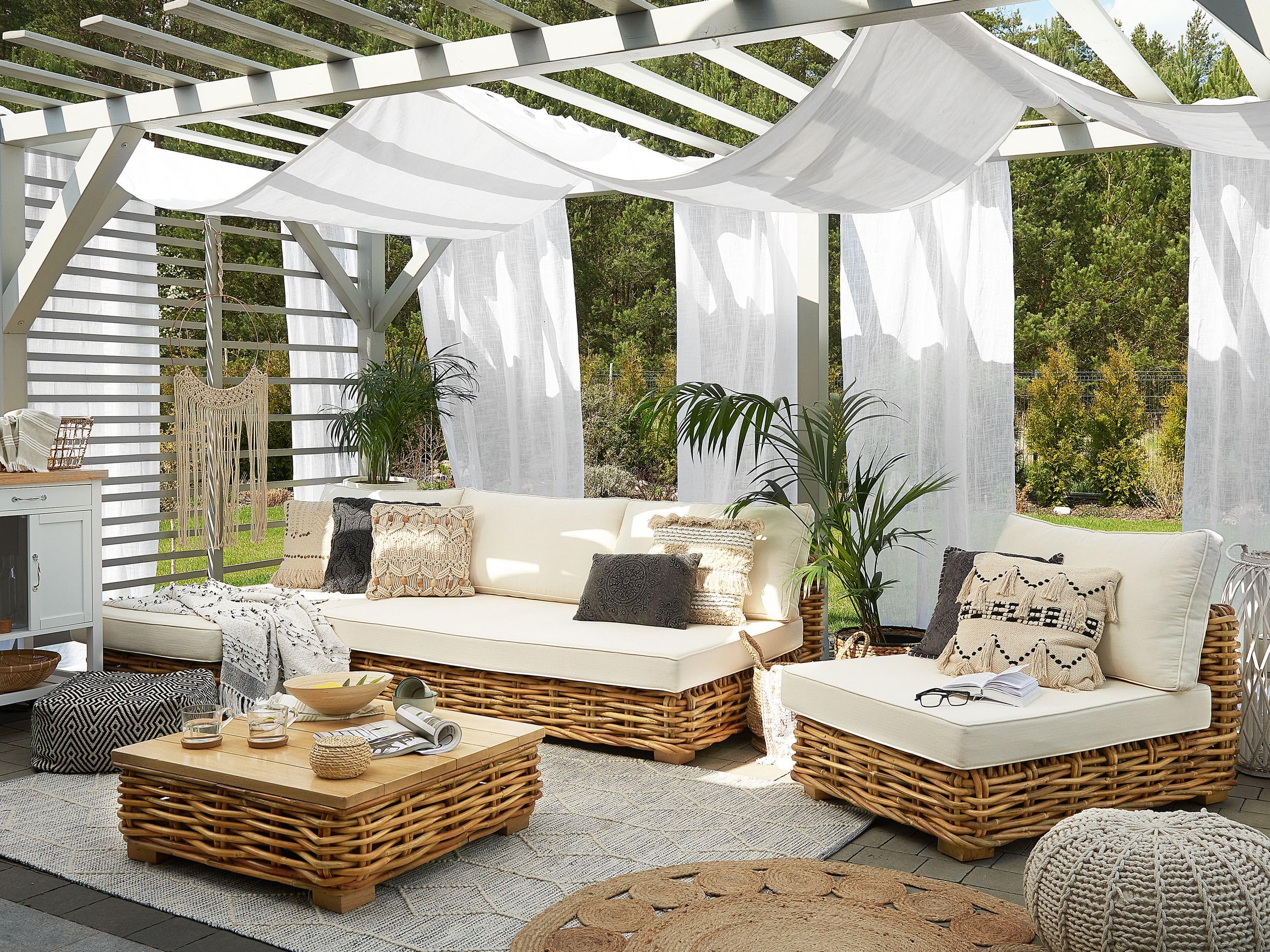 beliani-varallo-lounge-set-rattan-natur-4-personen-cremewei image 2