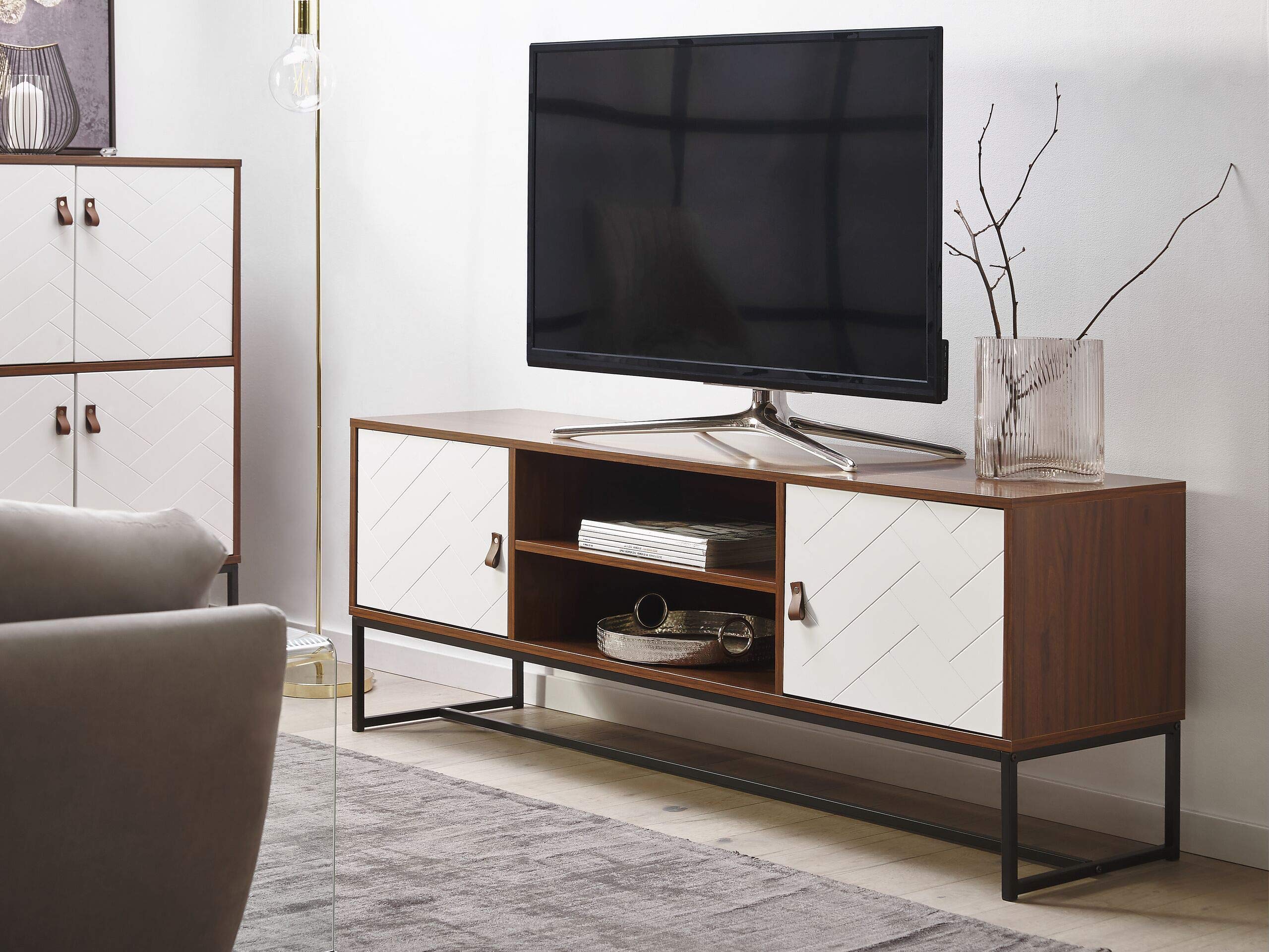 beliani-nueva-lowboard-tv-m-bel-dunkel-holz-wei-2-t-ren image 2