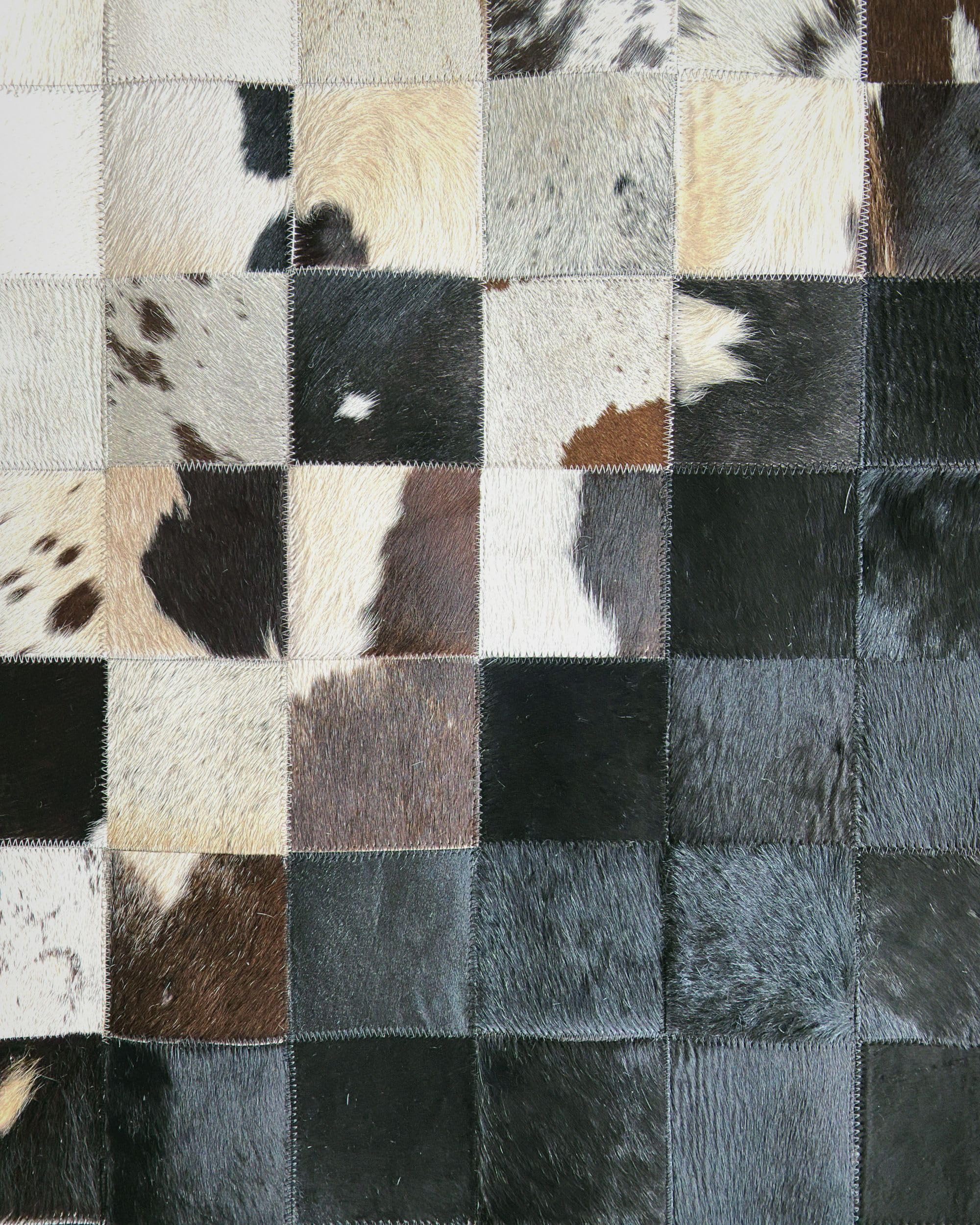 beliani-kemah-lederteppich-wei-schwarz-140-x-200-cm-leder image 7