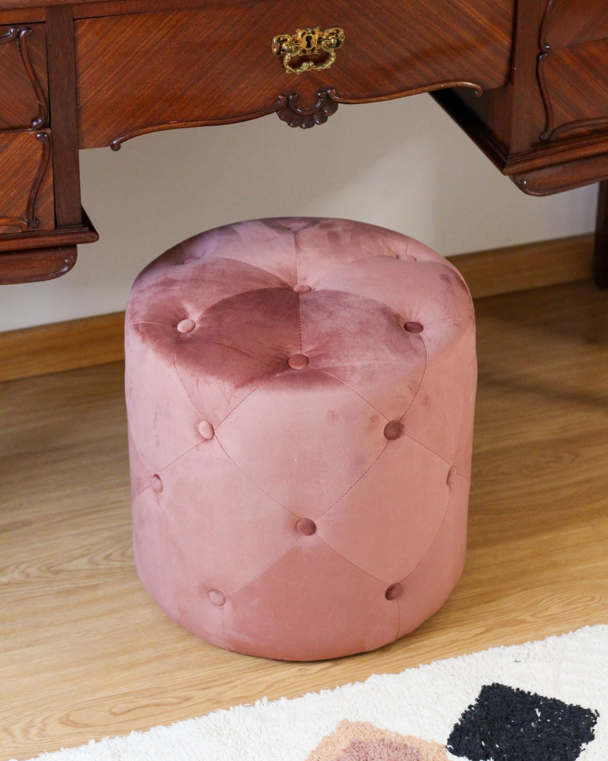 beliani-corolla-pouf-samt-rosa-rund-40-cm-chesterfield image 6
