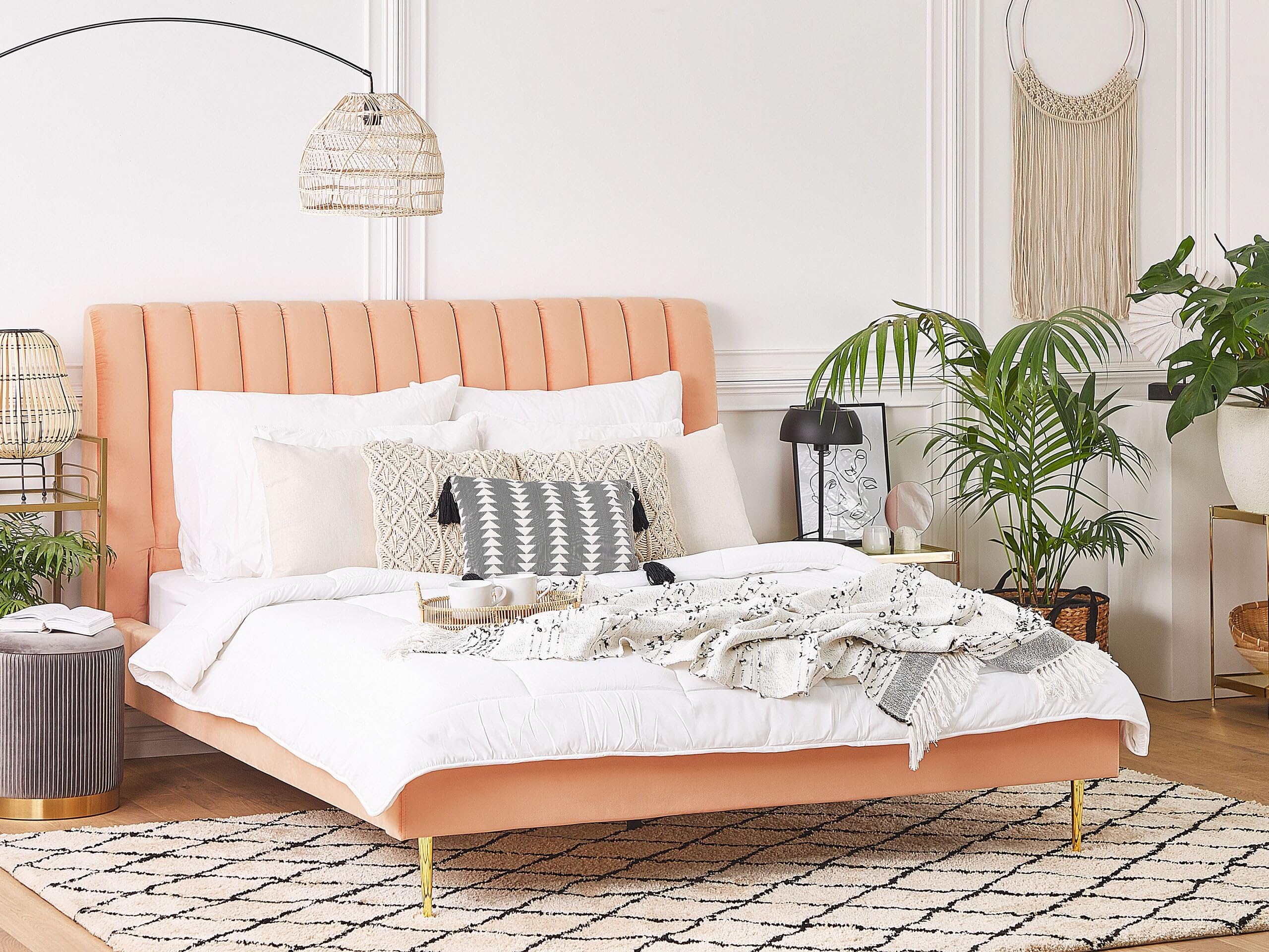 beliani-marville-doppelbett-samt-pfirsichrosa-160x200-cm image 2