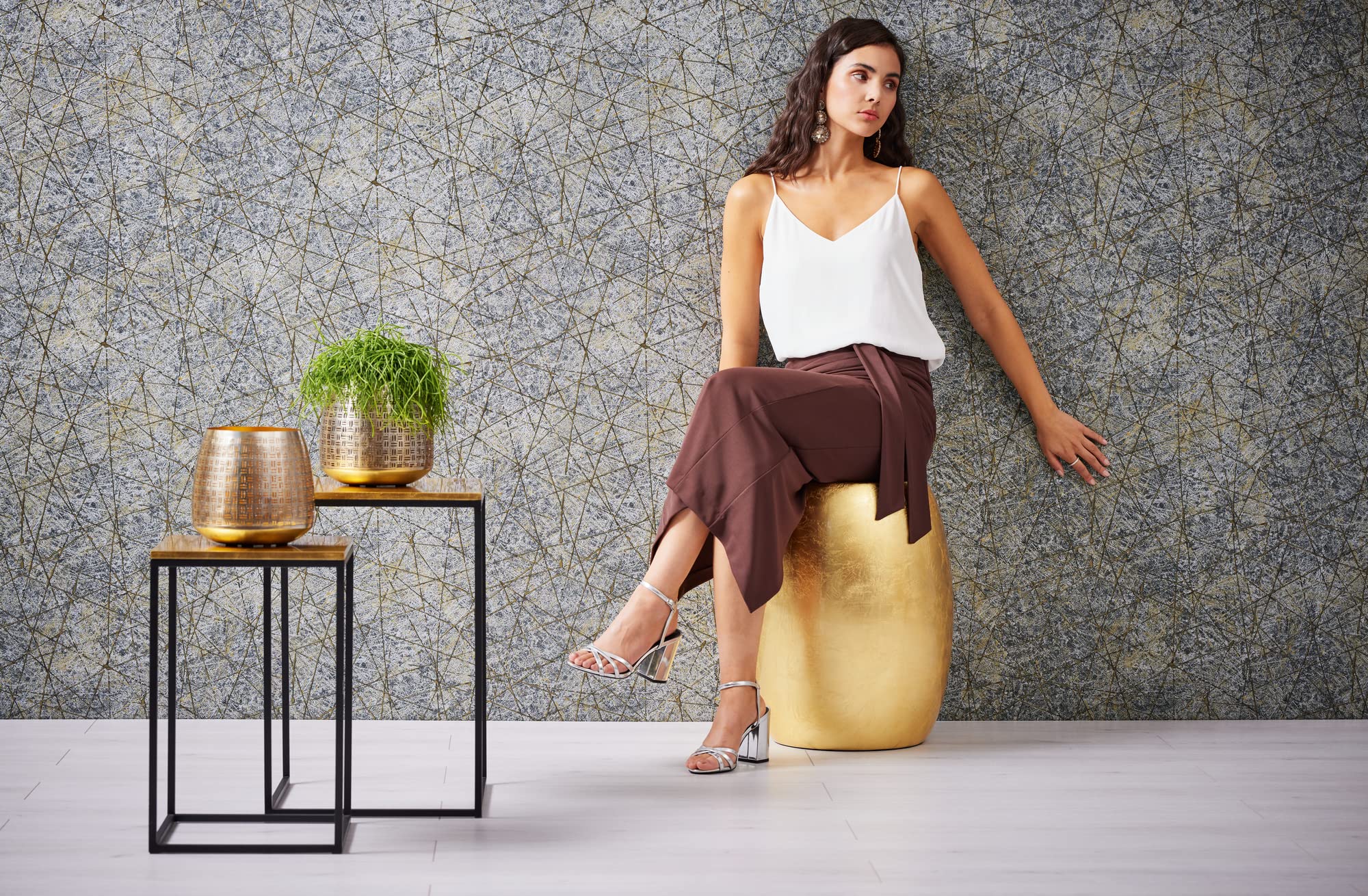 livingwalls-dubai-vliestapete-orientalisch-schwarz-gold-10-05m image 8