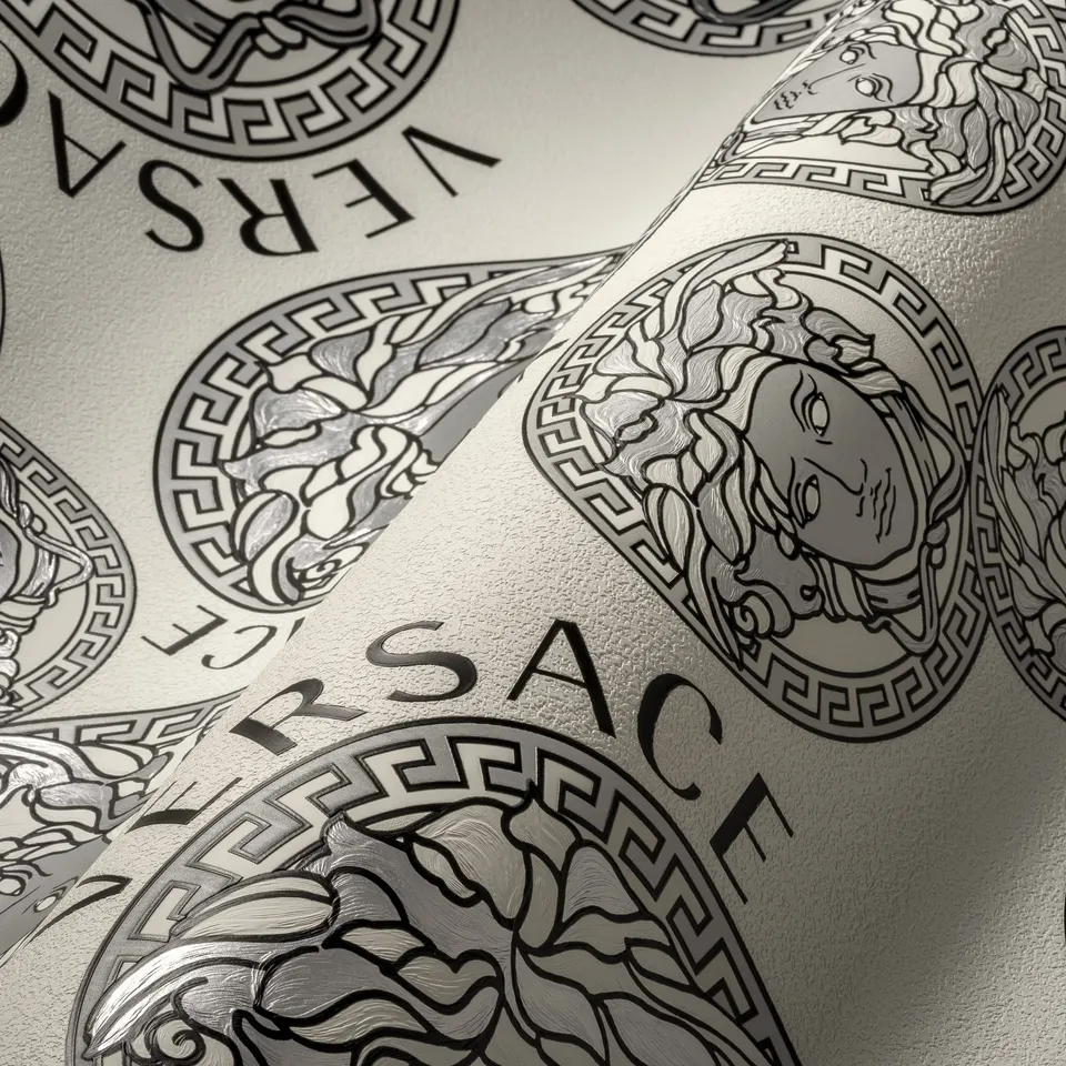 versace-wallpaper-386102-vliestapete-wei-silber-logo image 1