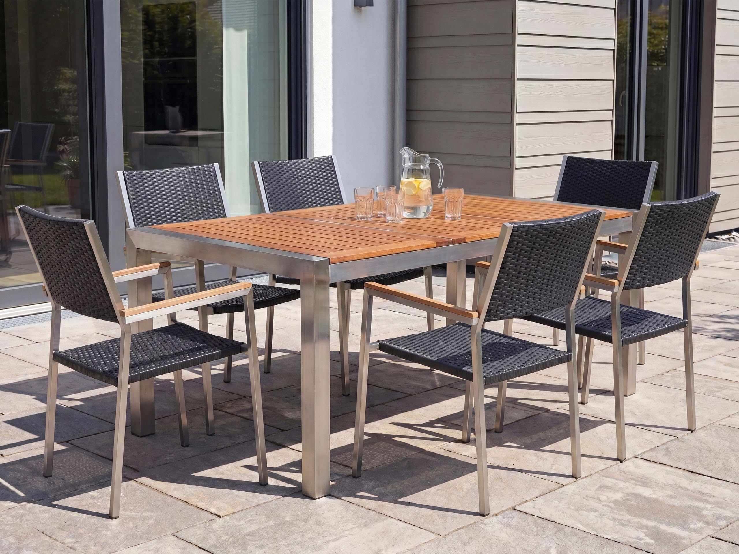 beliani-gartenm-bel-set-tisch-180-cm-eukalyptus-6-rattan-schwarz image 2