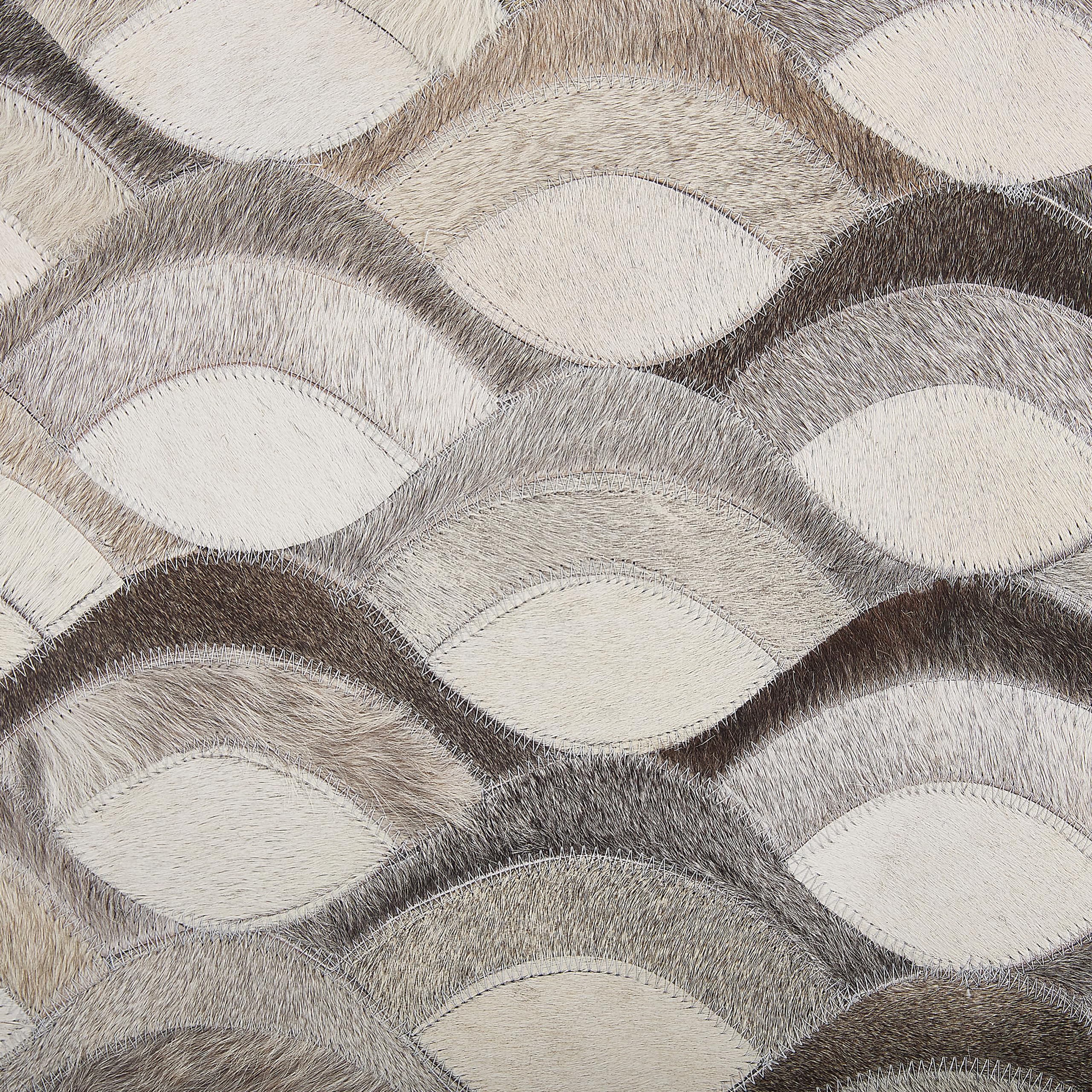 beliani-kirca-teppich-140x200-cm-braun-beige-leder-rautenmuster image 4