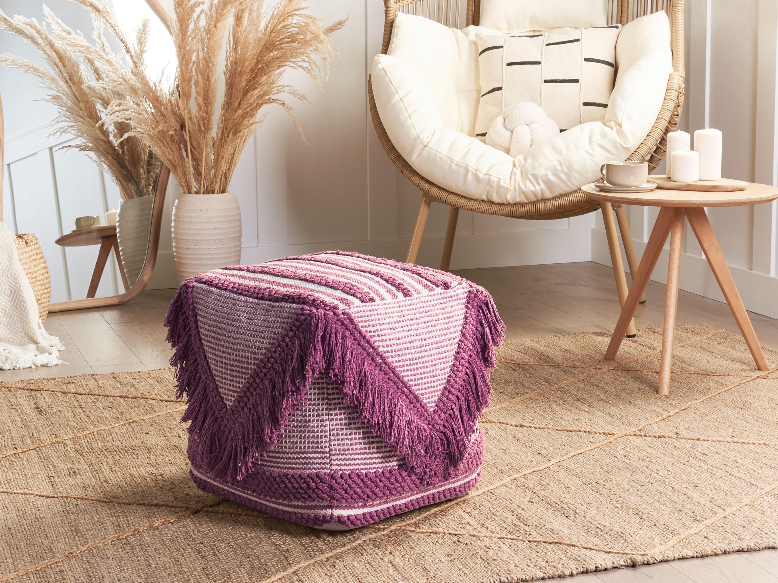 beliani-kochi-pouf-sitzhocker-rosa-zartrosa-40x40-cm image 2