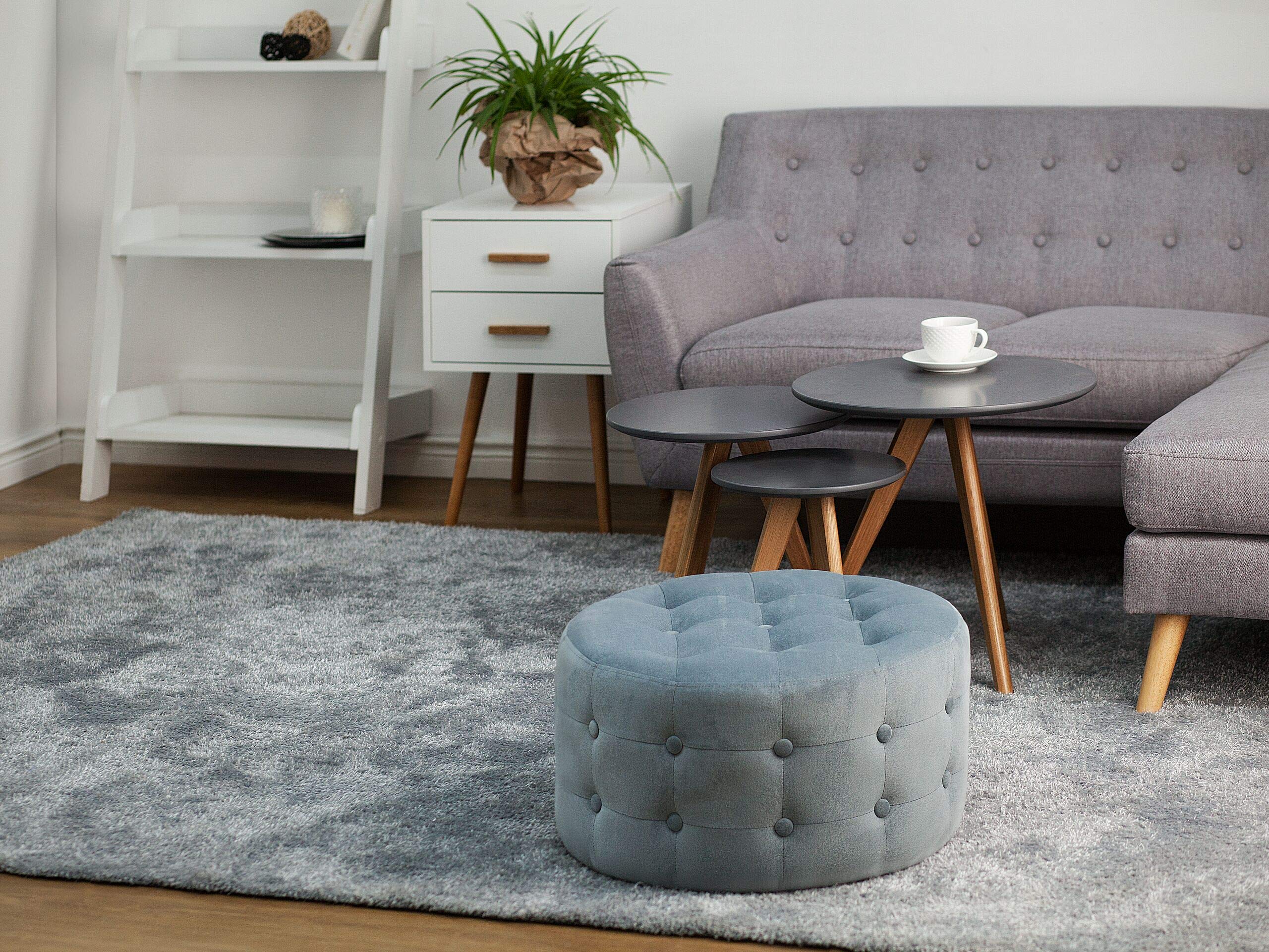 beliani-tampa-hocker-samt-grau-rund-55x30-mit-steppung image 2