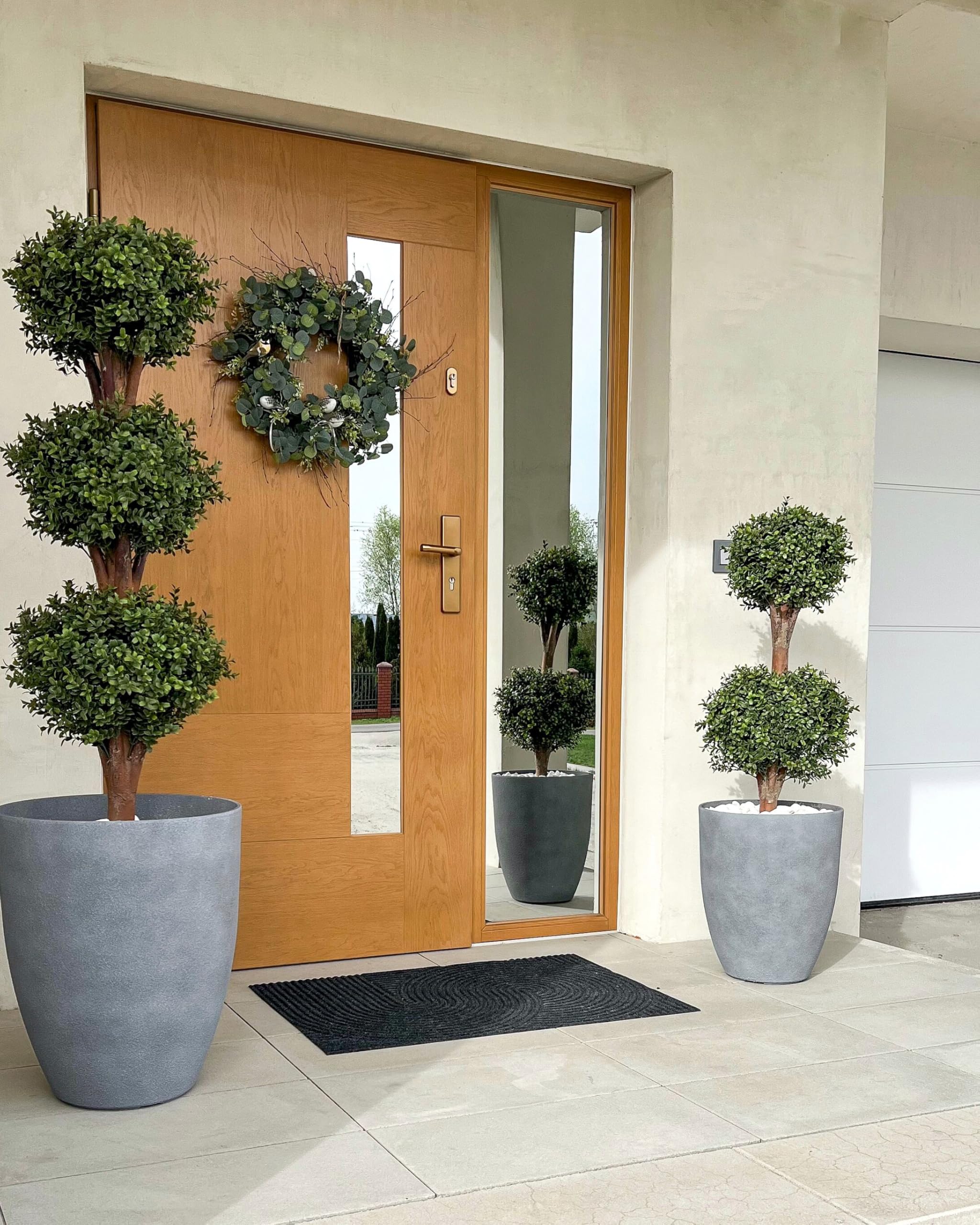 beliani-croton-blumentopf-rund-43cm-grau-40l image 8