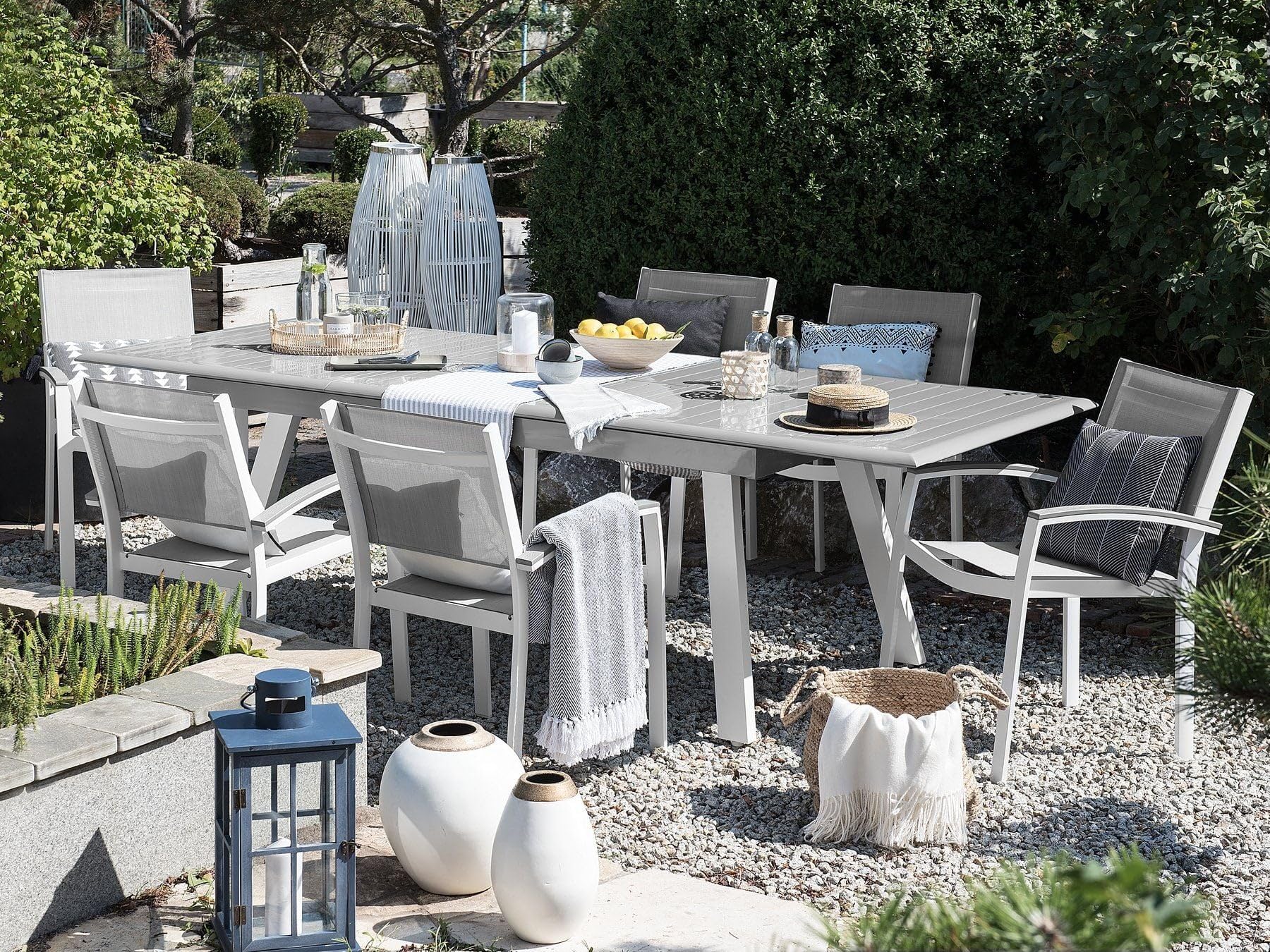 beliani-pereta-gartentisch-aluminium-ausziehbar-grau-wei image 2