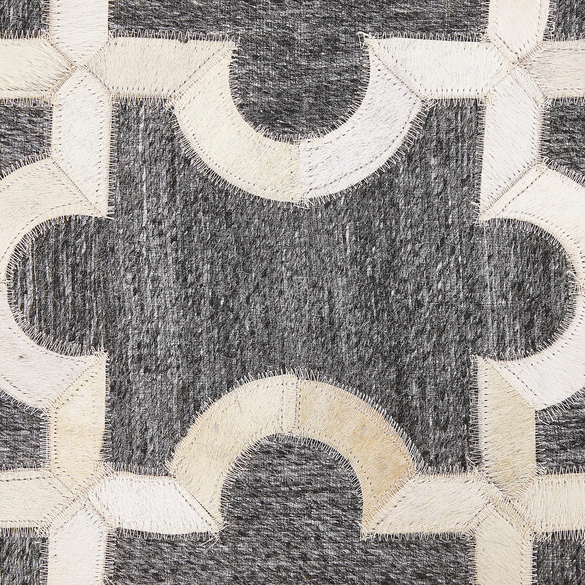 beliani-yedisu-kuhfell-teppich-160x230-cm-grau-beige-puzzle image 5