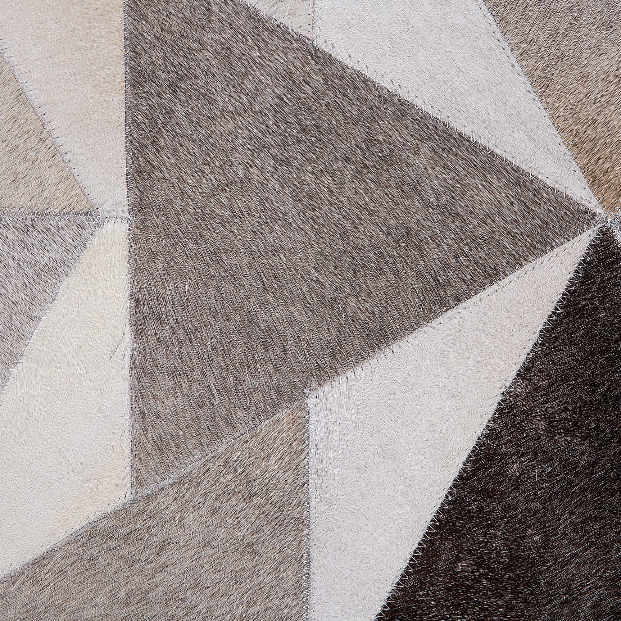 beliani-alaka-teppich-grau-geometrisch-140x200-cm image 4