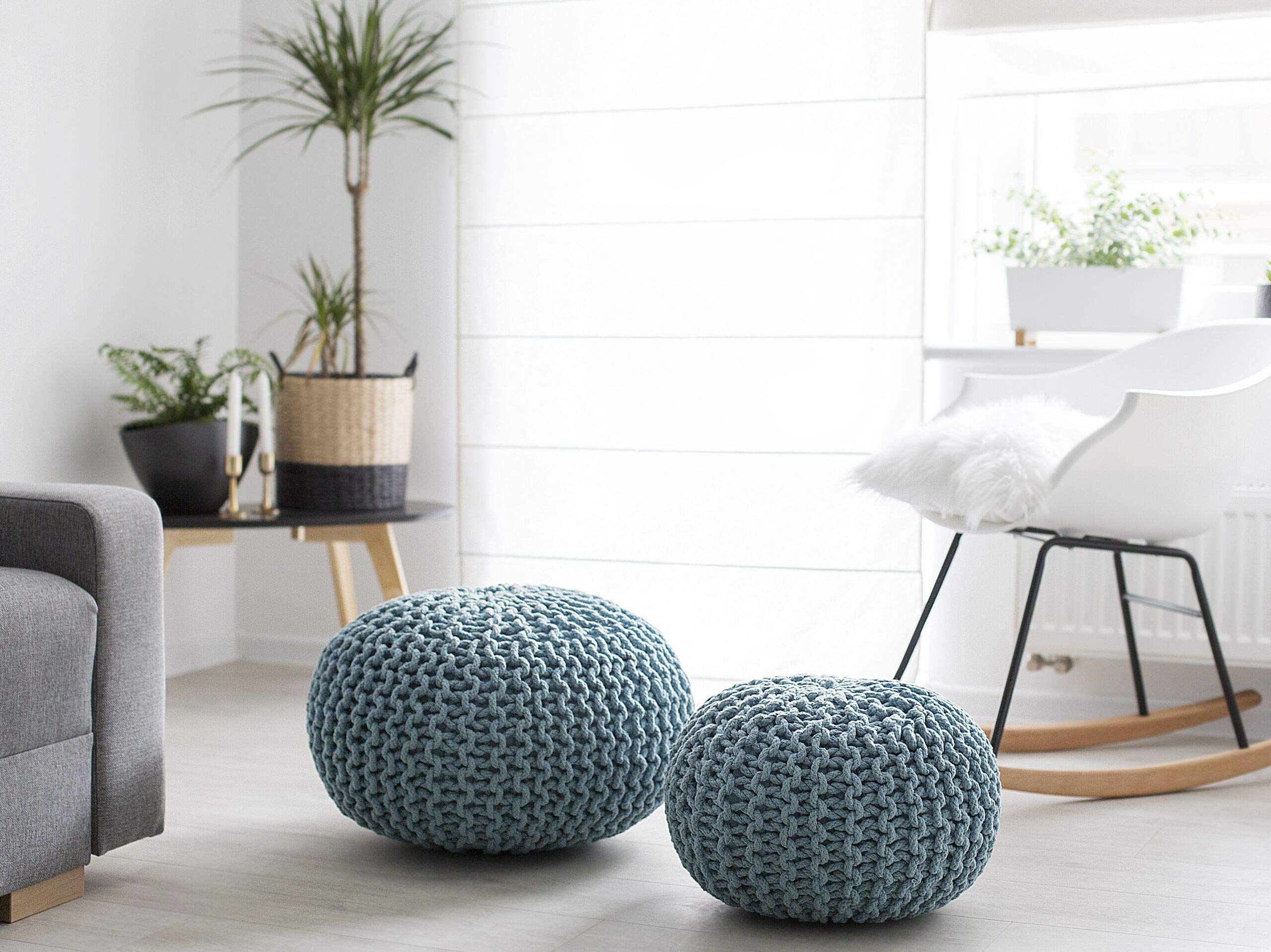beliani-conrad-sitzpouf-baumwolle-hellblau-50x35-cm image 2
