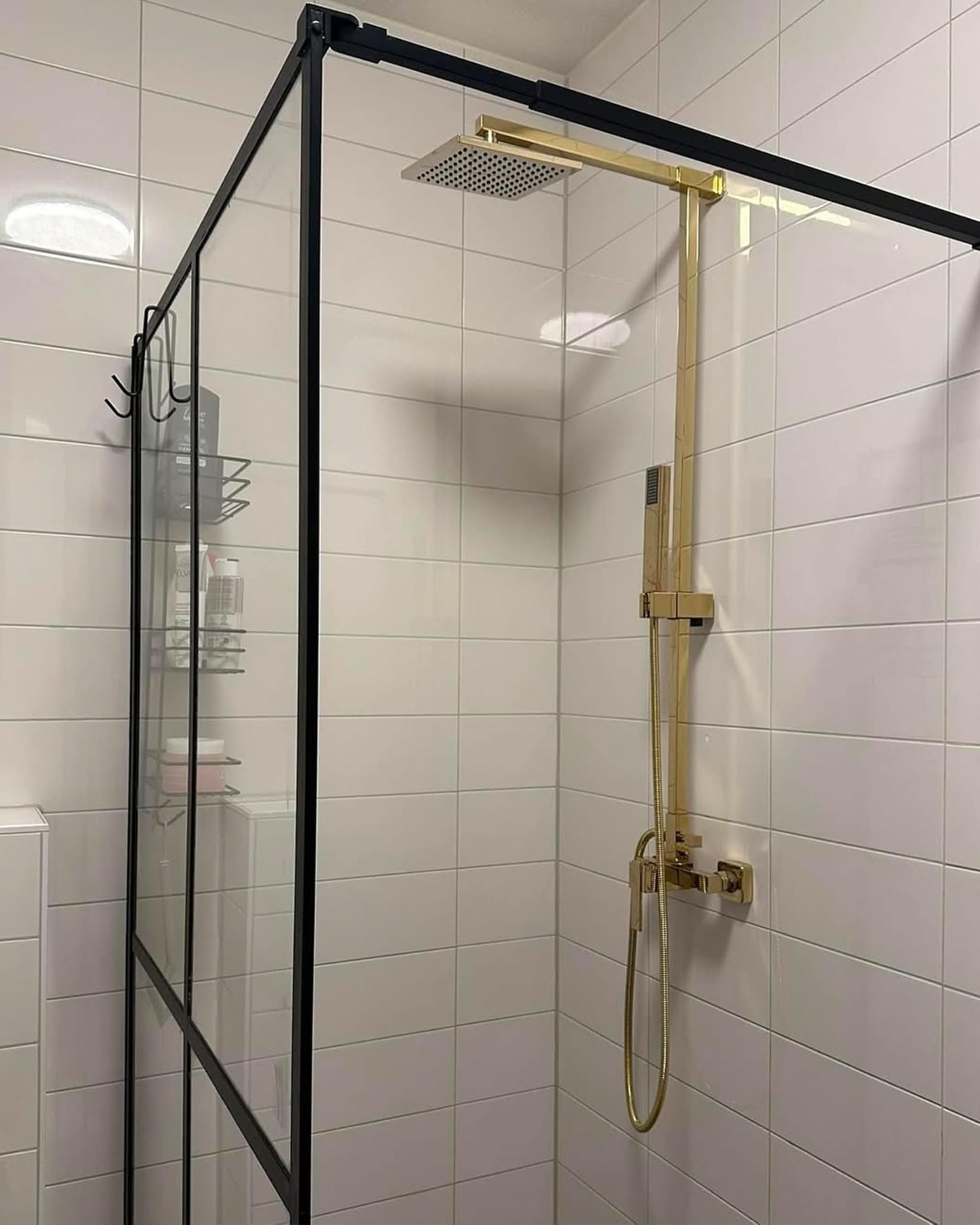 beliani-tagbo-duschsystem-115cm-gold-mit-kopfbrause image 8