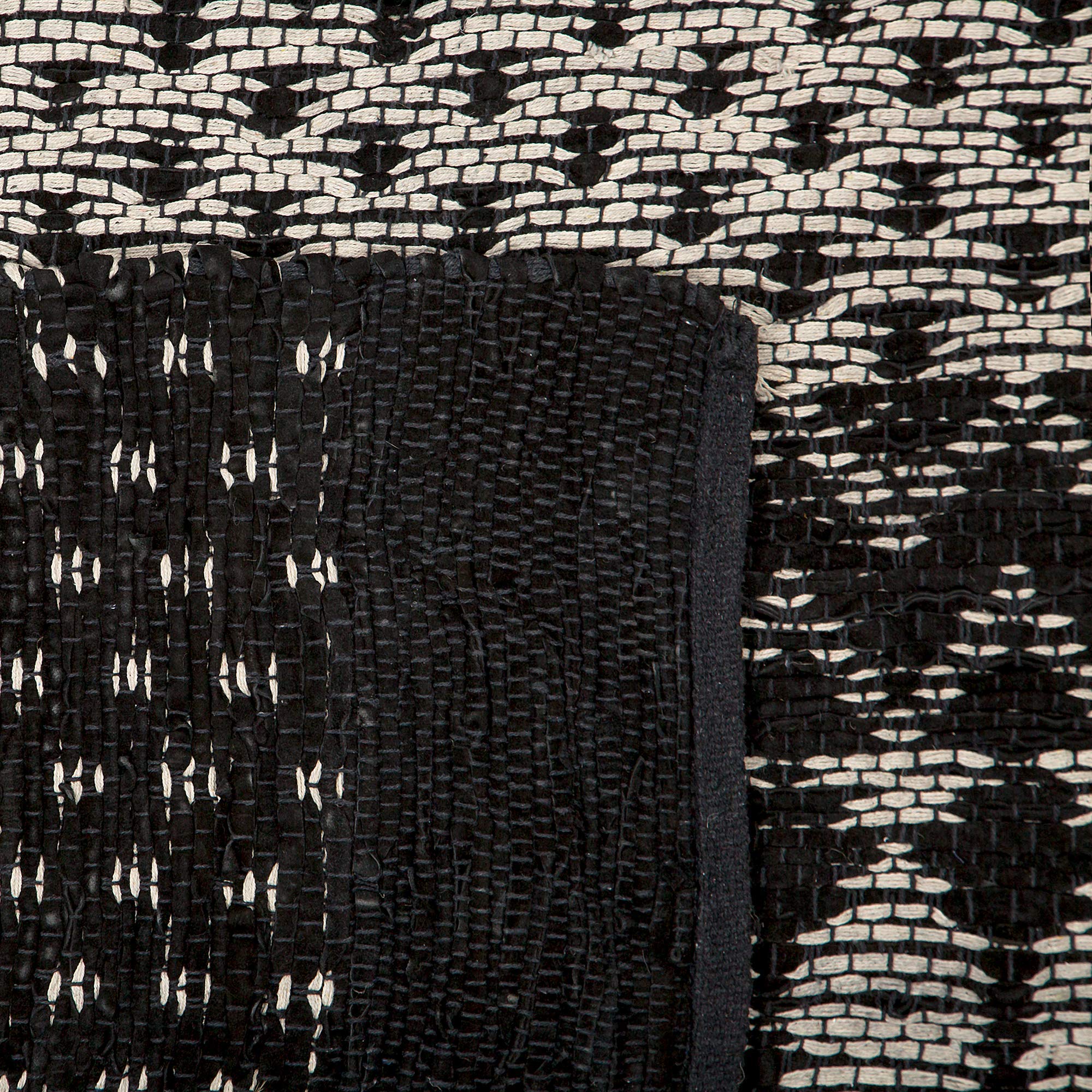 beliani-sokun-teppich-140x200-cm-schwarz-beige-kurzflor-leder image 5