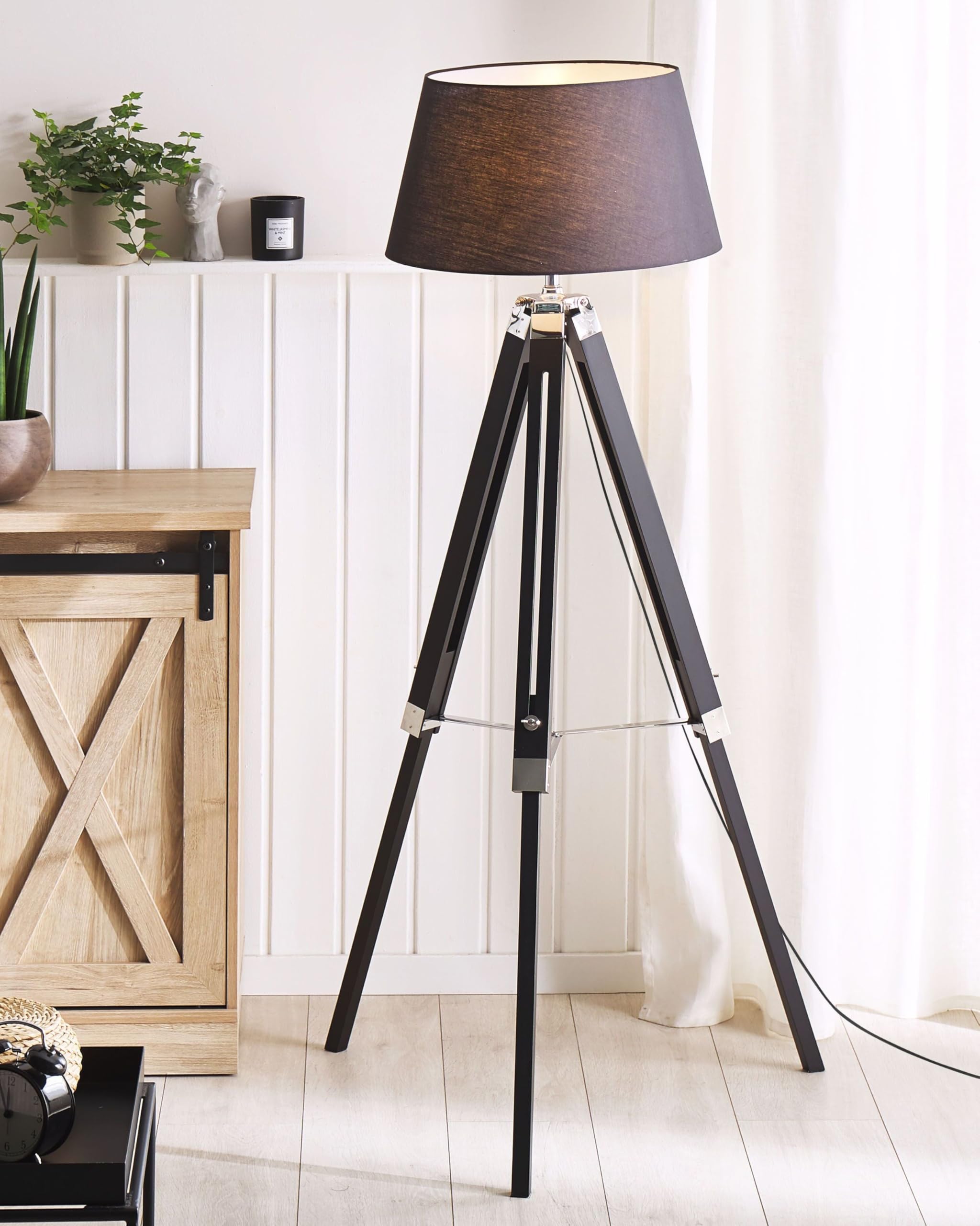 beliani-madeira-stehlampe-schwarz-holz-tripod-143-cm image 2