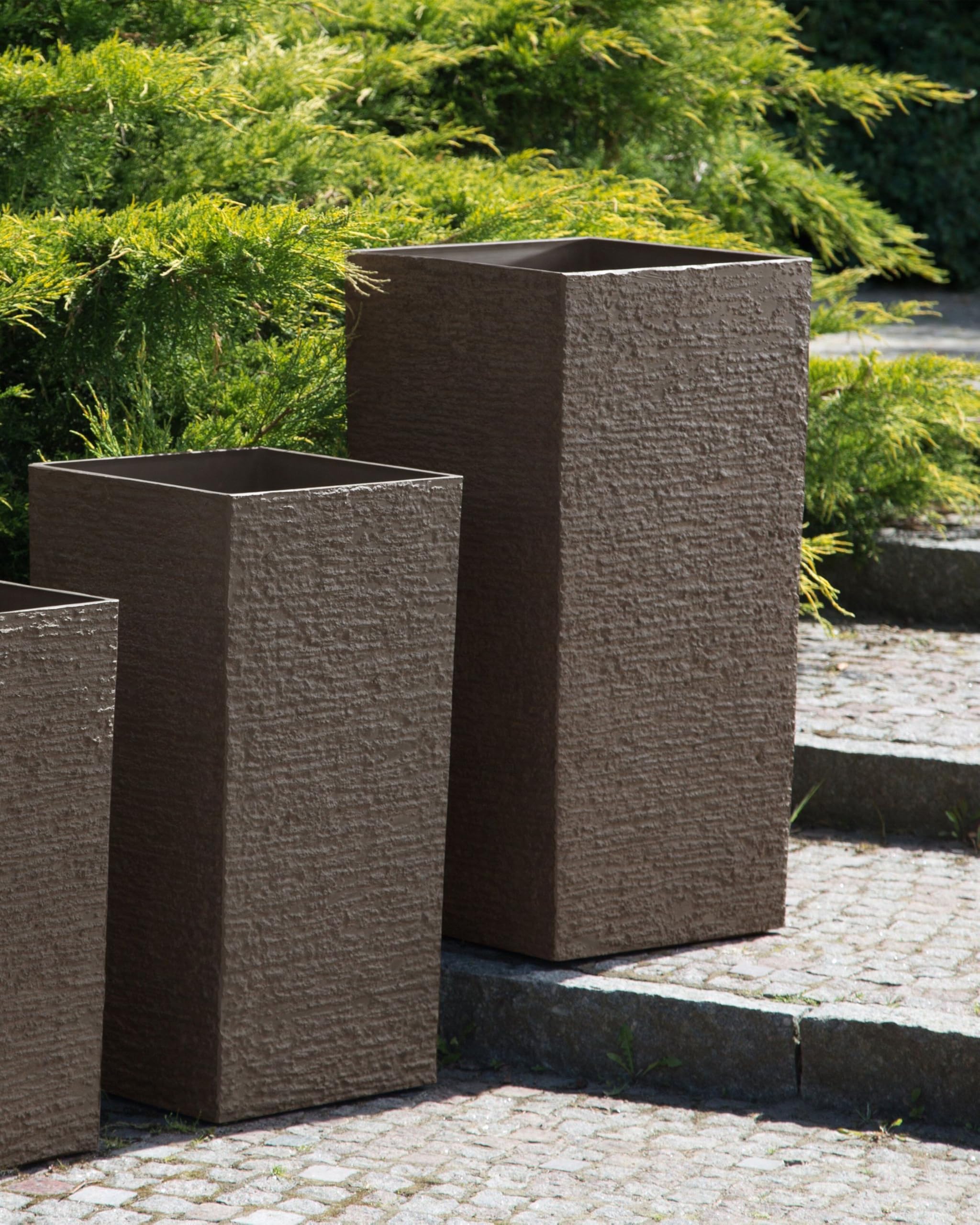 beliani-tenno-blumentopf-dunkelbraun-40x40x81-cm image 2