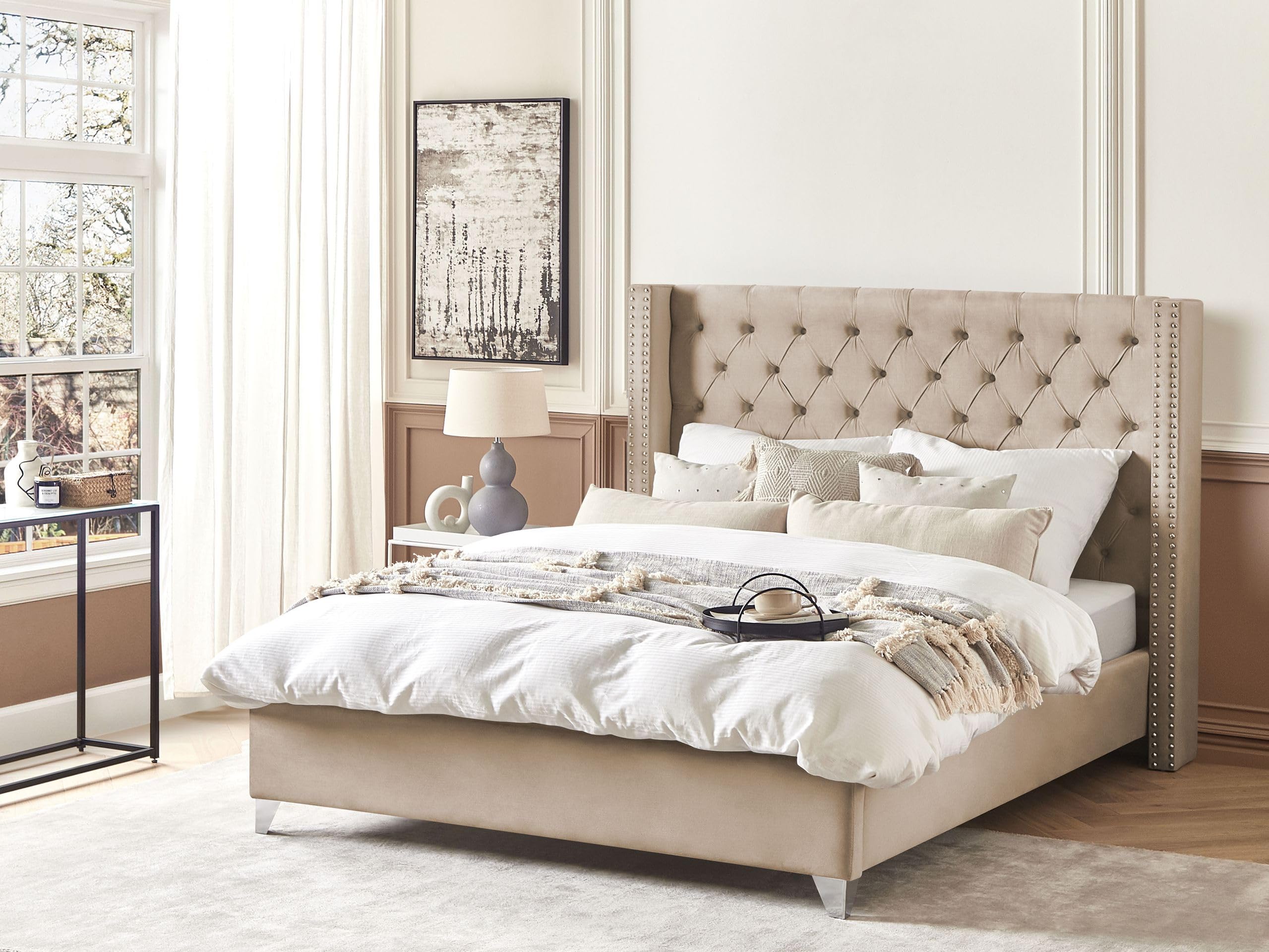 beliani-lubbon-polsterbett-180x200-beige-samt-chesterfield image 2