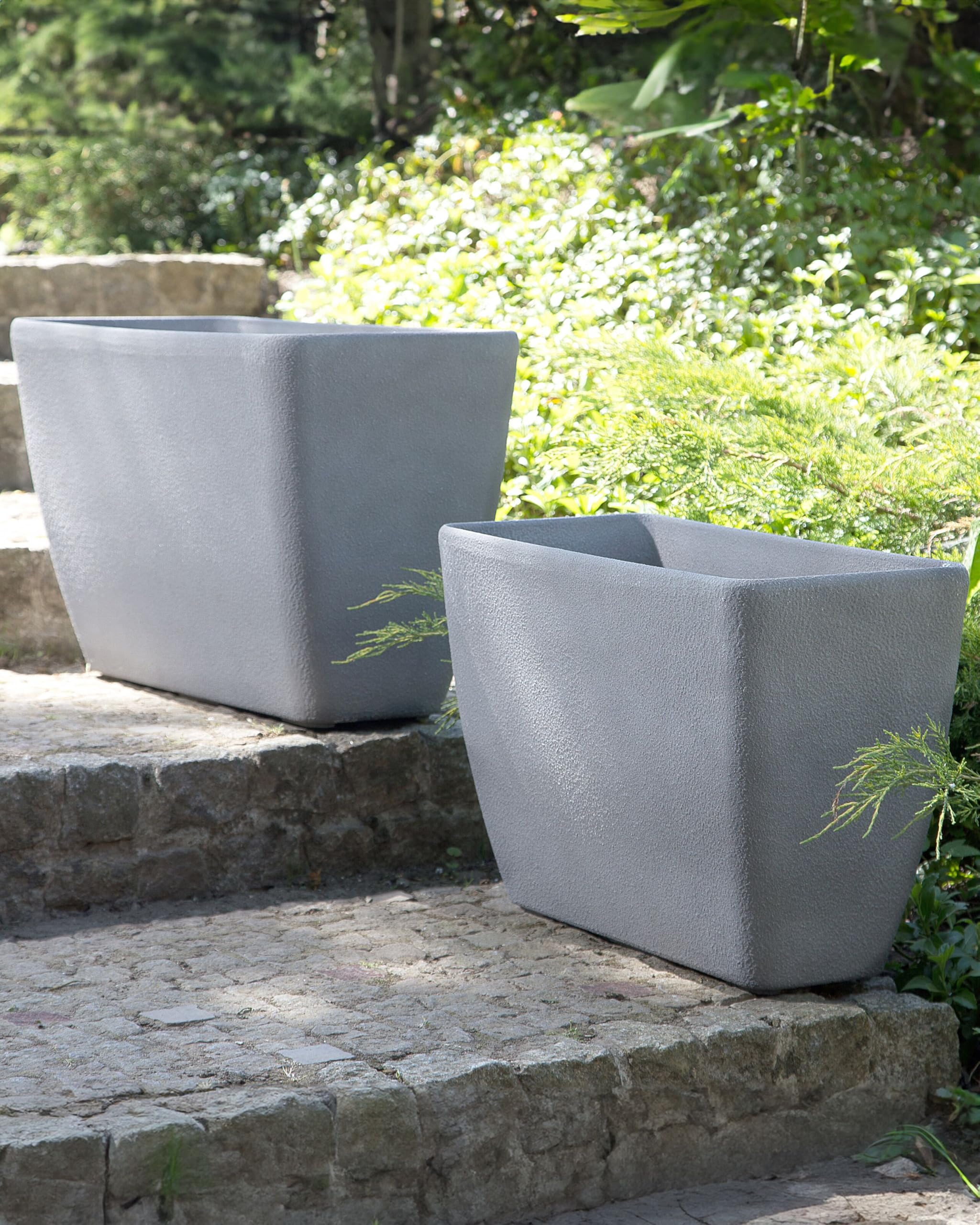 beliani-baris-blumentopf-eckig-60cm-grau-42l image 2