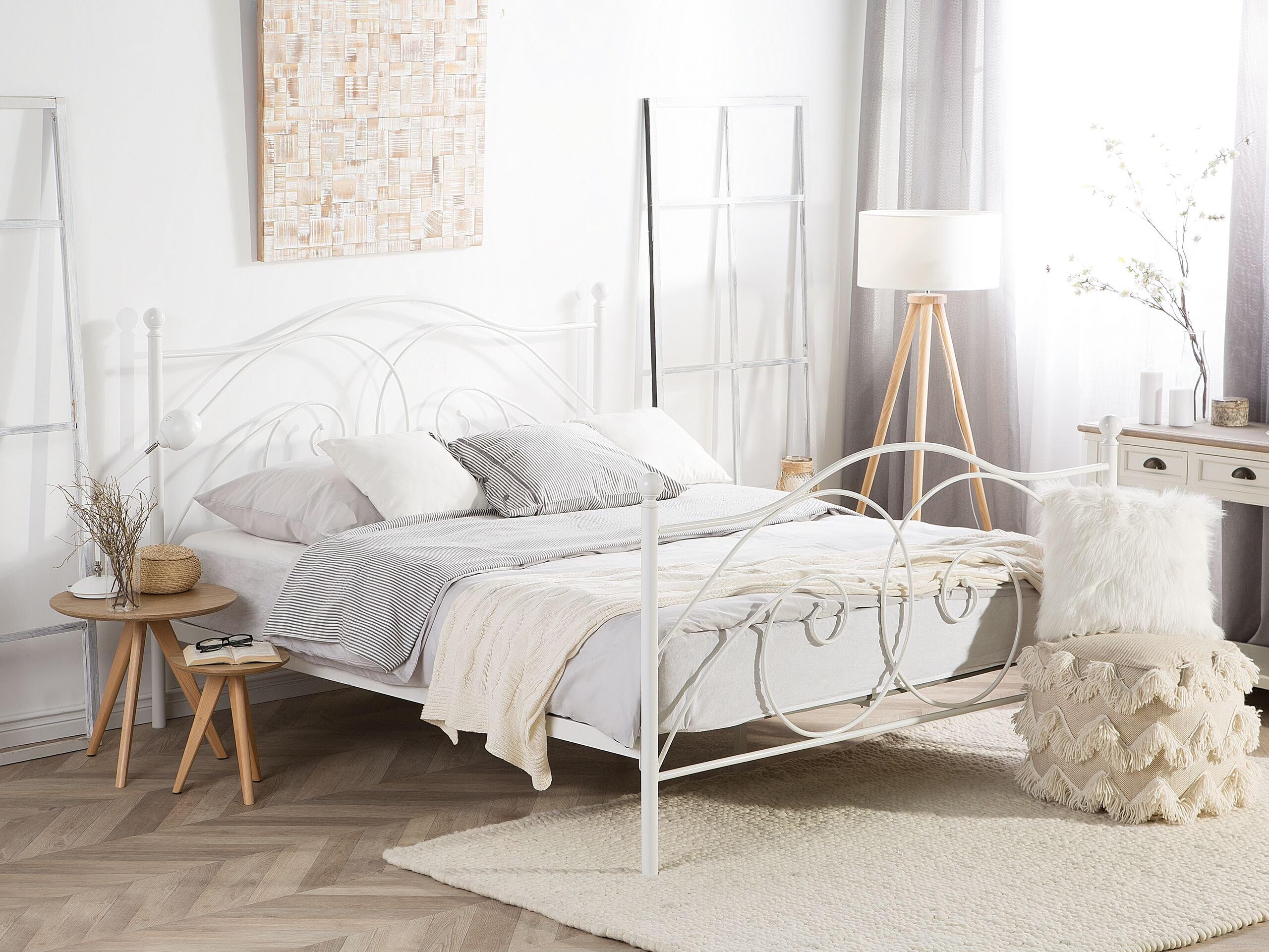 beliani-dinard-metallbett-160x200-wei-romantisch image 2