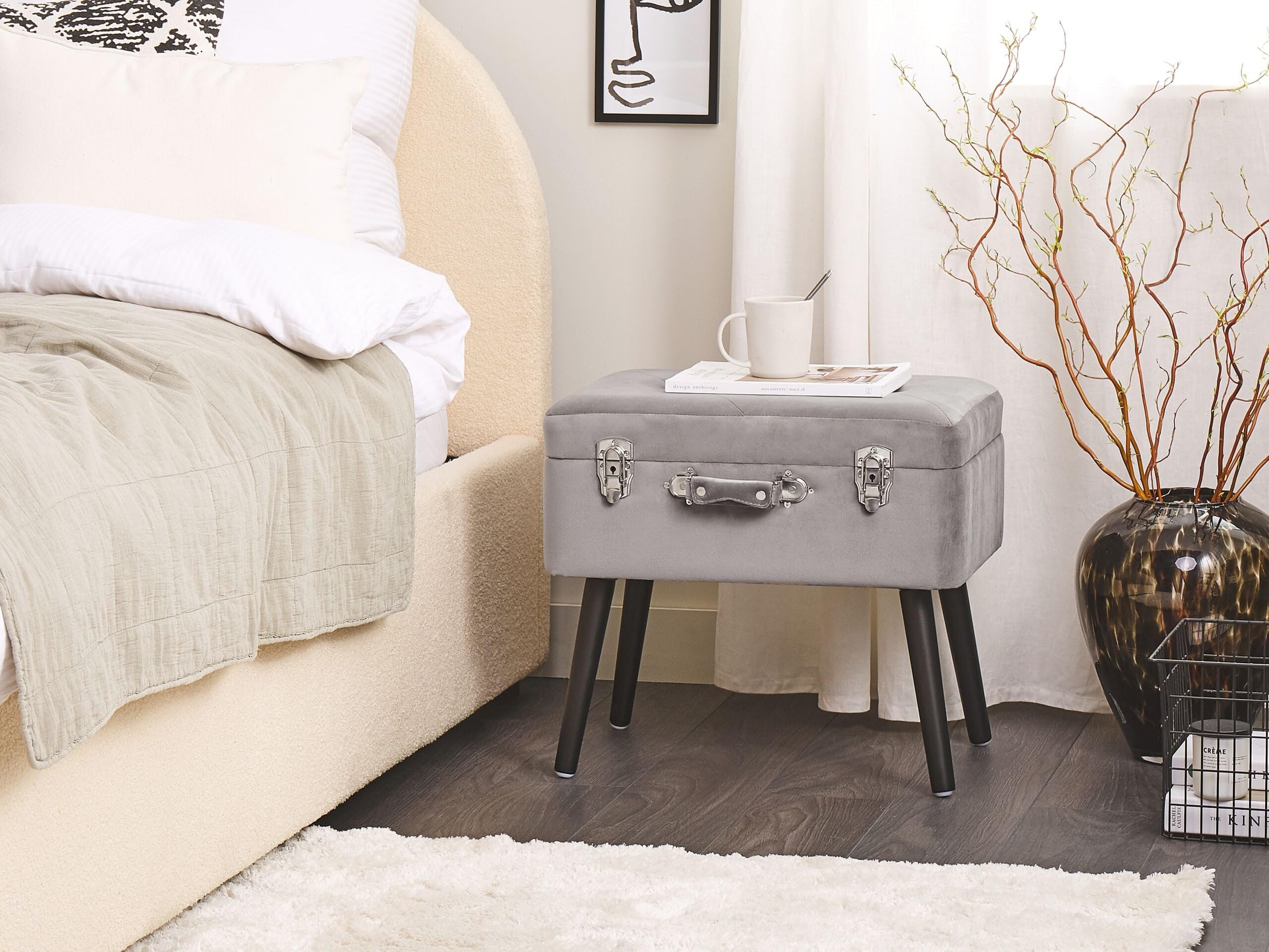 beliani-mallard-hocker-grau-samt-mit-stauraum-kofferhocker image 2