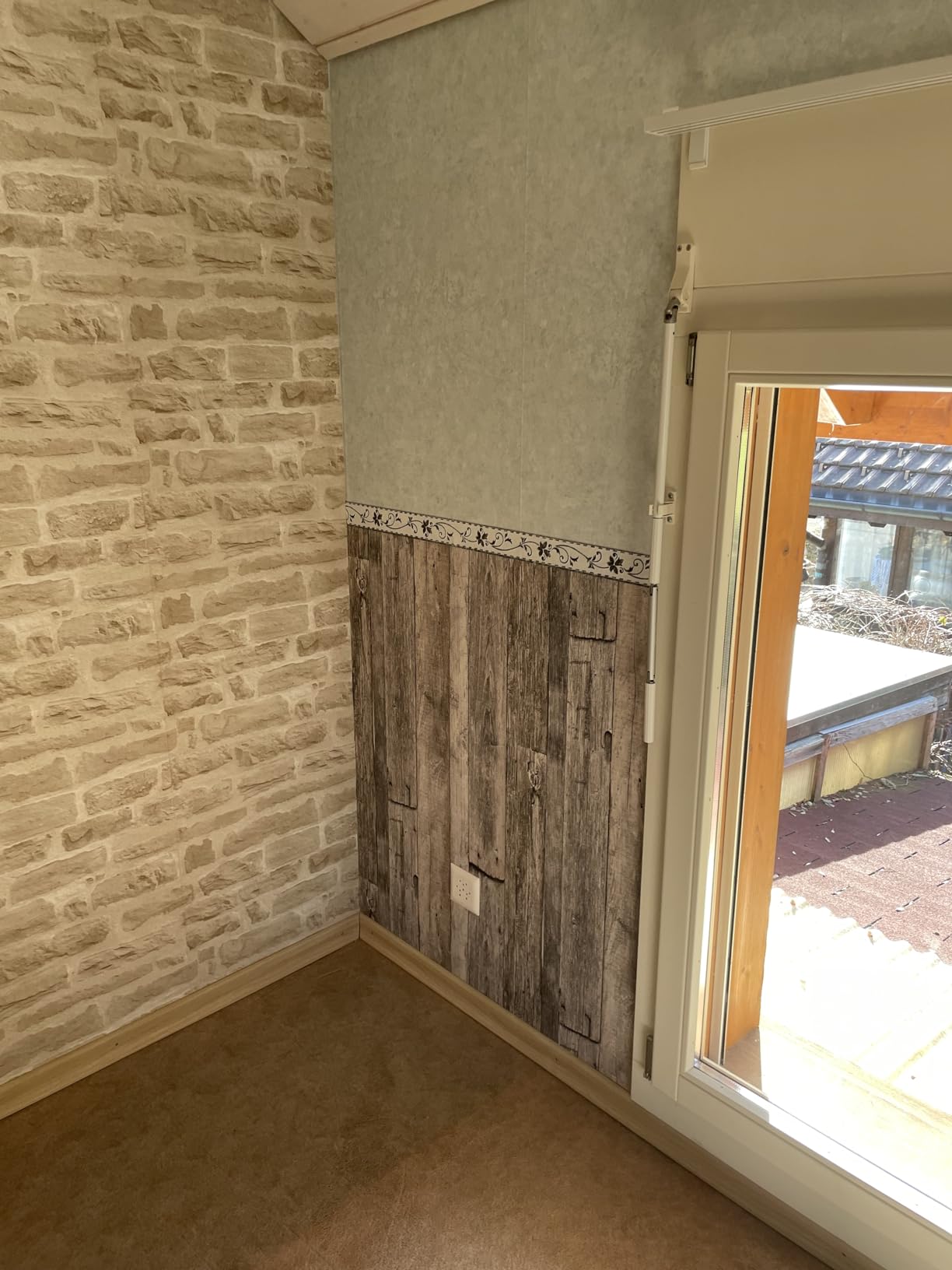 Hält super