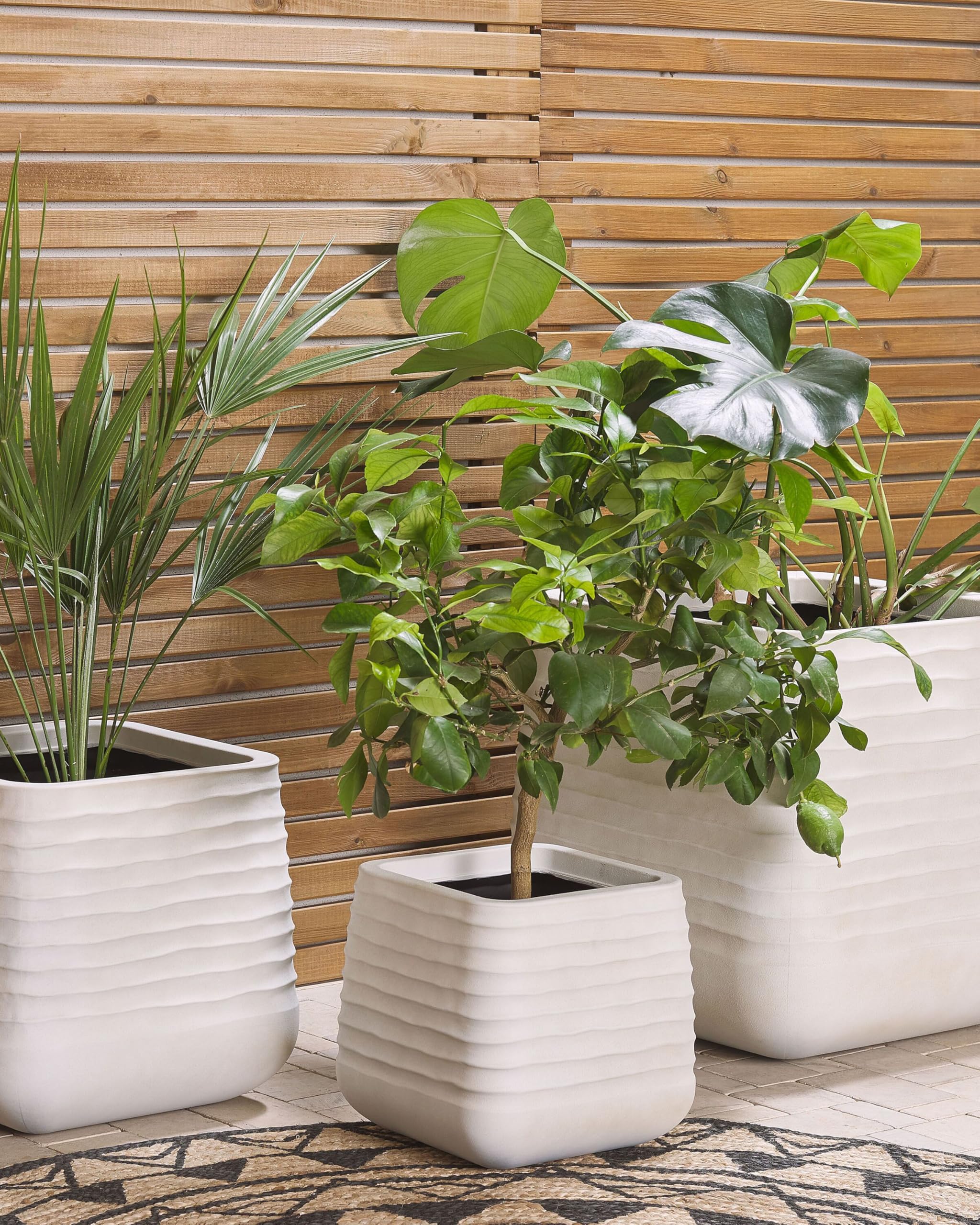 beliani-parikia-blumentopf-3er-set-wei-quadratisch image 2