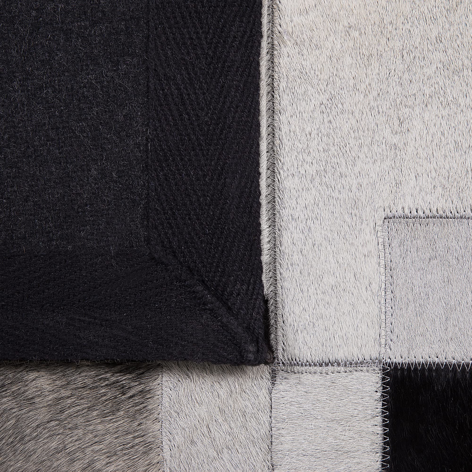 beliani-efirli-teppich-140x200-cm-schwarz-grau-leder-patchwork image 6