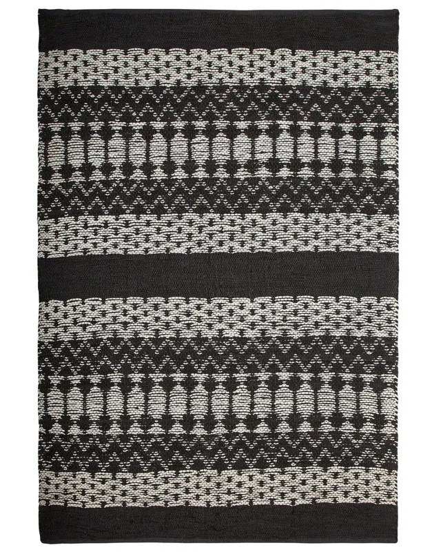 beliani-sokun-teppich-140x200-cm-schwarz-beige-kurzflor-leder image 1