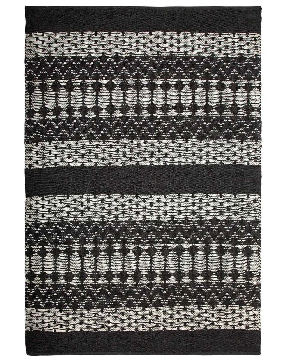 beliani-sokun-teppich-140x200-cm-schwarz-beige-kurzflor-leder image 1