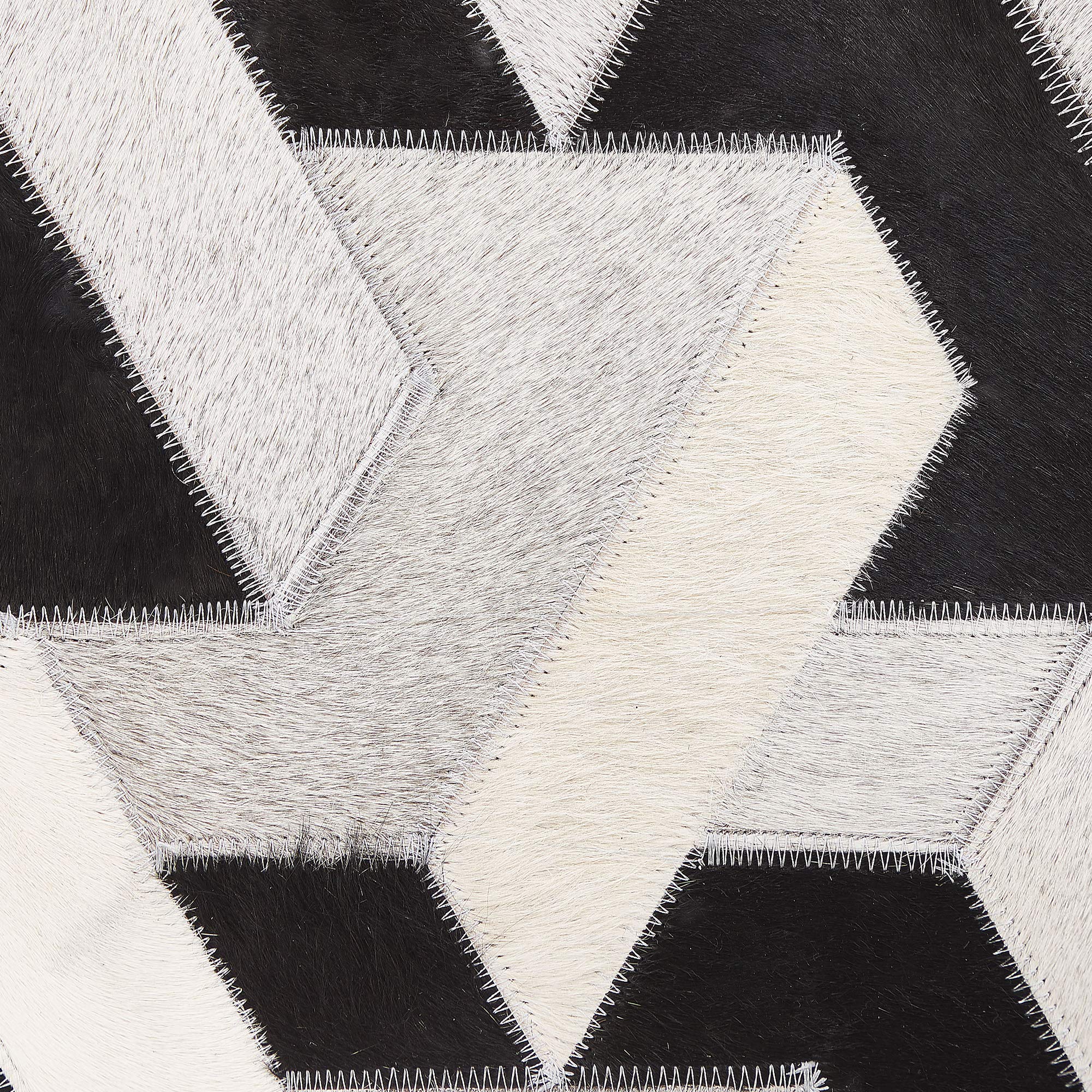 beliani-narman-teppich-kuhfell-3d-140x200-schwarz-grau image 7